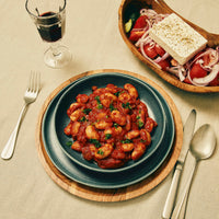 Aimilios Organics Essen auf dem Tisch